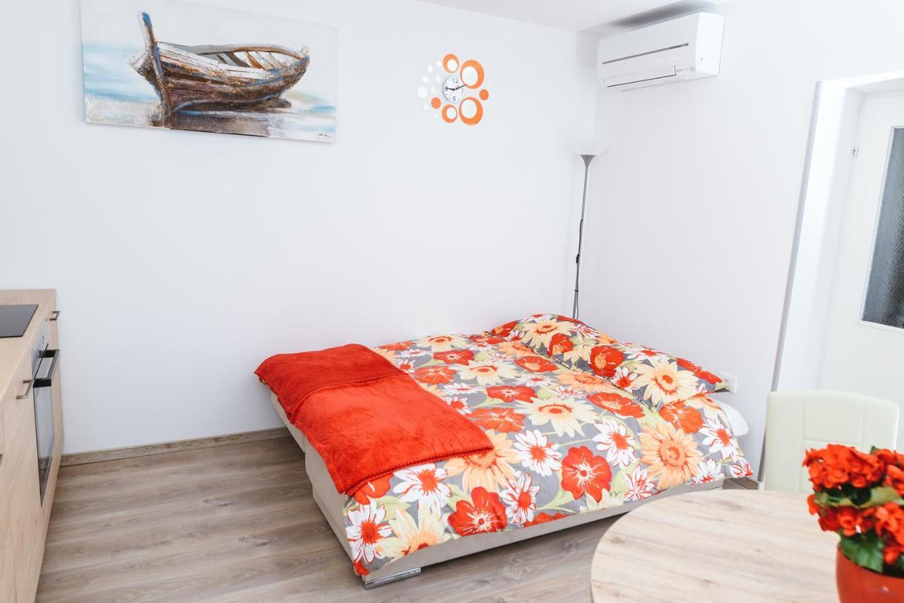 Apartma Nika Hrvatini Екстериор снимка
